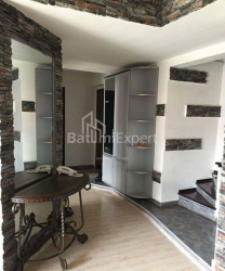 Квартира 4-комн 90 м² - Зураба Горгиладзе, Батуми