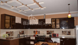 Квартира 3-комн 75 м² - Юрьевская, Батуми