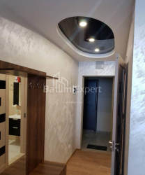 Квартира 2-комн 45 м² - Зураба Горгиладзе, Батуми