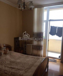 Квартира 4-комн 98 м² - Зураба Горгиладзе, Батуми