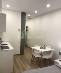 Квартира 1-комн 30 м² - Руставели, Батуми