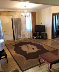 Квартира 4-комн 100 м² - Юрьевская, Батуми