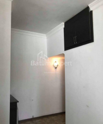 Квартира 3-комн 73 м² - Ангиса, Батуми