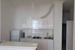 Квартира 3-комн 57 м² - Юрьевская, Батуми