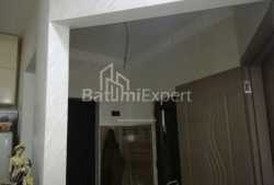 Квартира 2-комн 44 м² - Шерифа Химшиашвили, Батуми