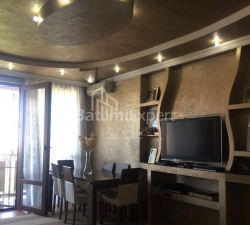 Квартира 3-комн 80 м² - Бесики, Батуми
