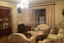 Квартира 4-комн 125 м² - Руставели, Батуми