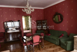 Квартира 3-комн 132 м² - Царя Парнаваза, Батуми