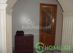 Квартира 5-комн 101 м² - Юрьевская, Батуми