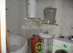 Квартира 5-комн 101 м² - Юрьевская, Батуми