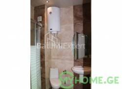 Квартира 2-комн 81 м² - Юрьевская, Батуми