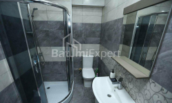 Квартира 3-комн 83 м² - Зураба Горгиладзе, Батуми