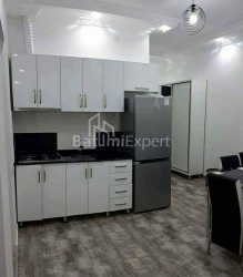 Квартира 3-комн 60 м² - Юрьевская, Батуми