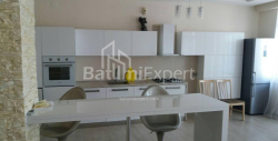 Квартира 3-комн 160 м² - Ильи Чавчавадзе, Батуми
