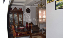 Квартира 4-комн 87 м² - Юрьевская, Батуми