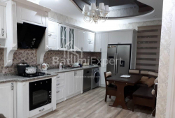 Квартира 4-комн 105 м² - Юрьевская, Батуми