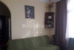 Квартира 2-комн 46 м² - Ангиса, Батуми