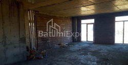 Квартира 3-комн 80 м² - Юрьевская, Батуми