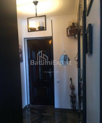 Квартира 3-комн 50 м² - Ильи Чавчавадзе, Батуми