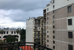 Квартира 3-комн 78 м² - Юрьевская, Батуми