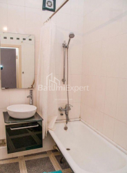Квартира 95 м² - Вахтанга Горгасали, Батуми, Грузия