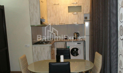 Квартира 2-комн 53 м² - Юрьевская, Батуми