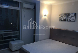 Квартира 3-комн 65 м² - Руставели, Батуми