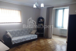 Квартира 3-комн 60 м² - Еквтиме Такаишвили, Батуми