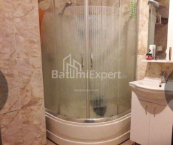 Квартира 3-комн 70 м² - Юрьевская, Батуми