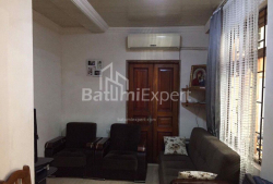 Квартира 3-комн 124 м² - Юрьевская, Батуми