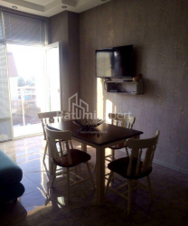 Квартира 3-комн 70 м² - Юрьевская, Батуми