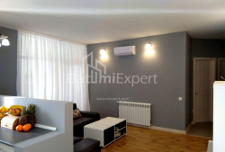 Квартира 3-комн 80 м² - Александра Пушкина, Батуми