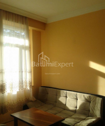 Квартира 2-комн 42 м² - Юрьевская, Батуми
