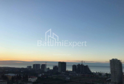 Квартира 2-комн 56 м² - Юрьевская, Батуми