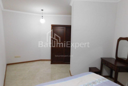 Квартира 90 м² - Зураба Горгиладзе, Батуми, Грузия