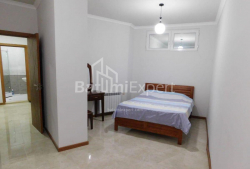 Квартира 3-комн 90 м² - Зураба Горгиладзе, Батуми