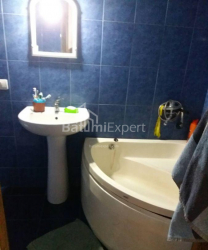 Квартира 3-комн 56 м² - Юрьевская, Батуми