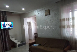 Квартира 4-комн 95 м² - Юрьевская, Батуми