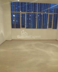 Квартира 4-комн 150 м² - Зураба Горгиладзе, Батуми