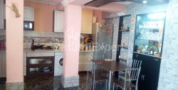 Квартира 3-комн 100 м² - Зураба Горгиладзе, Батуми
