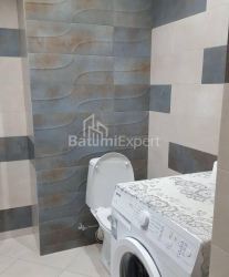 Квартира 3-комн 78 м² - Зураба Горгиладзе, Батуми