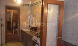 Квартира 4-комн 97 м² - Еквтиме Такаишвили, Батуми