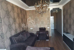 Квартира 3-комн 76 м² - Юрьевская, Батуми
