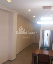Квартира 92 м² - Зураба Горгиладзе, Батуми, Грузия