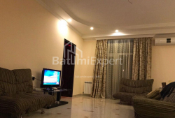 Квартира 3-комн 70 м² - Иване Джавахишвили, Батуми