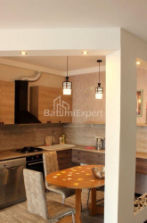 Квартира 2-комн 57 м² - Юрьевская, Батуми