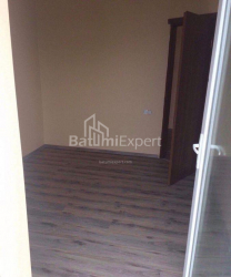 Квартира 2-комн 42 м² - Ильи Чавчавадзе, Батуми