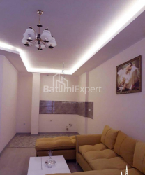 Квартира 2-комн 56 м² - Александра Пушкина, Батуми