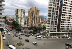 Квартира 4-комн 107 м² - Ангиса, Батуми
