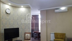 Квартира 2-комн 60 м² - Юрьевская, Батуми